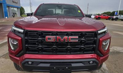 2026 GMC Canyon Elevation