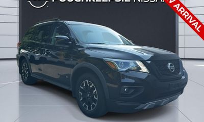 2020 Nissan Pathfinder SL