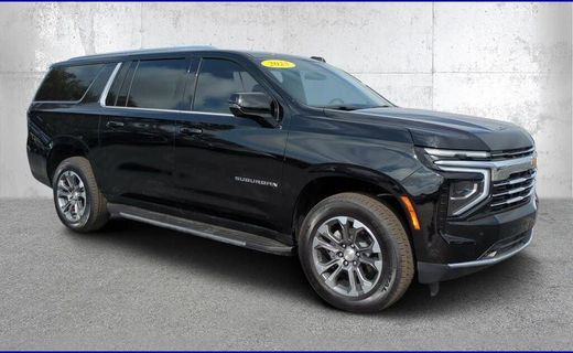 2025 Chevrolet Suburban LT