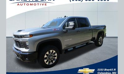 2026 Chevrolet Silverado HD Custom