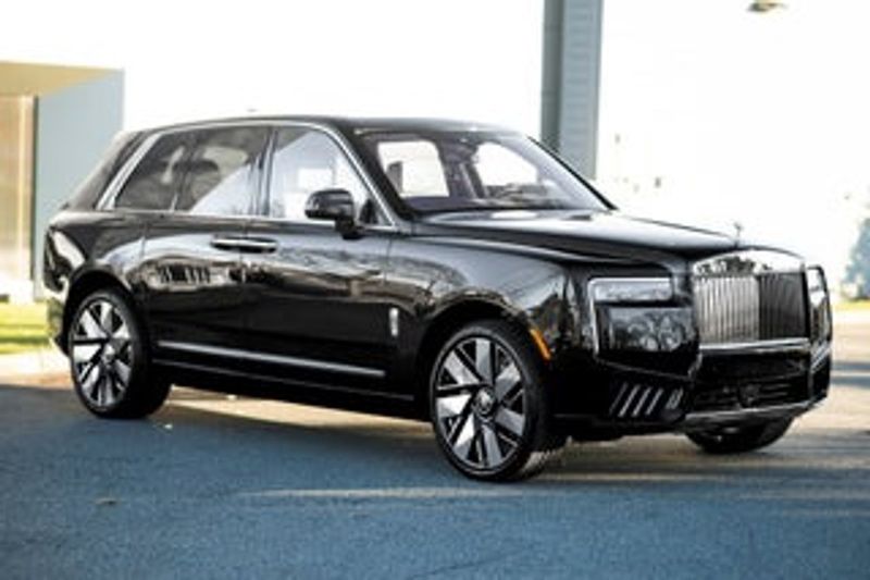 2026 Rolls-Royce Cullinan — a typically priced live listing