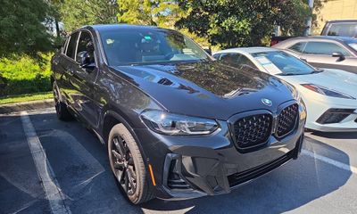 2024 BMW X4 XDRIVE30I