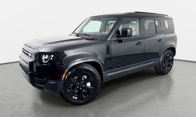 2026 Land Rover Defender 110 S