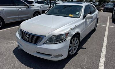 2007 Lexus LS 460