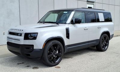 2026 Land Rover Defender 130 S