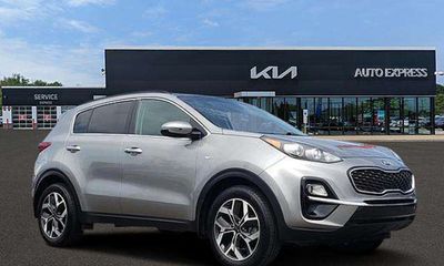 2022 Kia Sportage EX