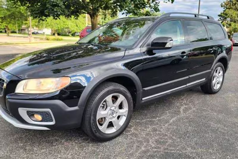 2009 Volvo XC70 — a typically priced live listing