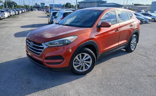 2017 Hyundai Tucson SE NO Options