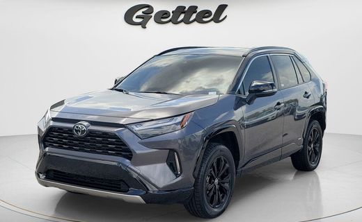 2025 Toyota RAV4 XSE