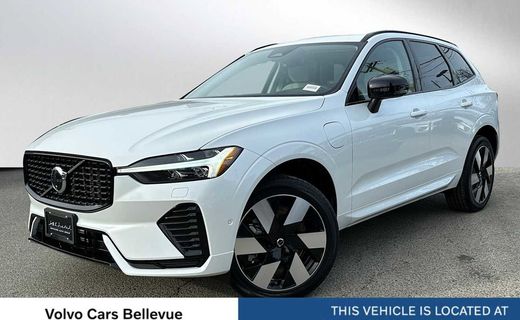 2025 Volvo XC60 Plus Dark