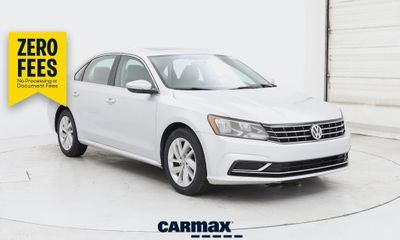 2018 Volkswagen Passat SE W Technology