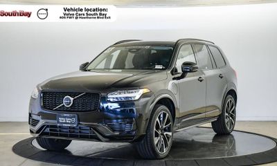 2023 Volvo XC90 Ultimate Dark