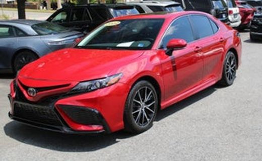 2024 Toyota Camry SE