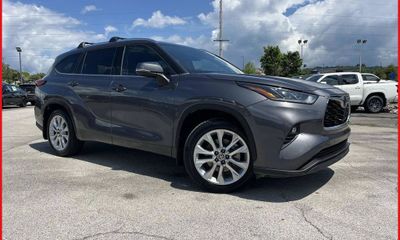 2022 Toyota Highlander Limited