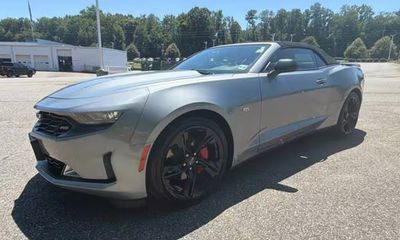 2023 Chevrolet Camaro 1LS 1LT
