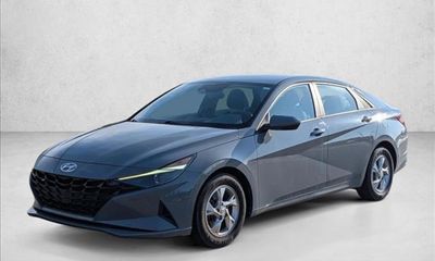 2021 Hyundai Elantra SE