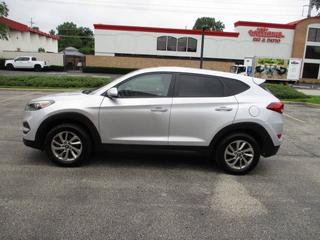 2016 Hyundai Tucson SE