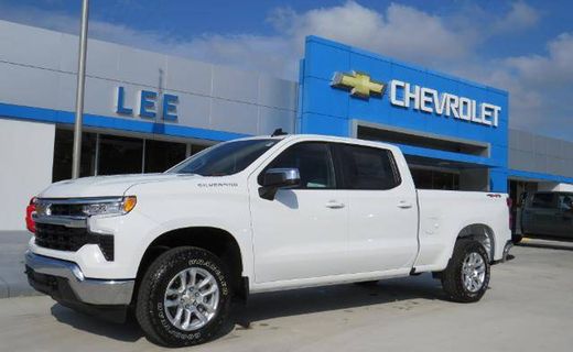 2026 Chevrolet Silverado LT