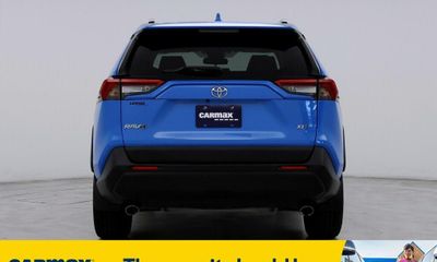 2020 Toyota RAV4 XLE Premium