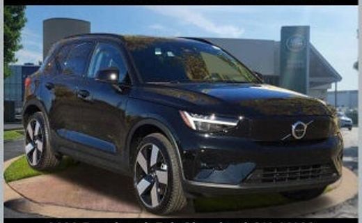 2026 Volvo XC40 Ultra Black Edition