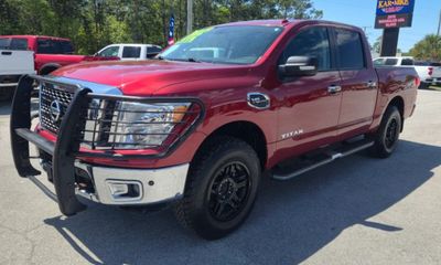 2017 Nissan Titan SV