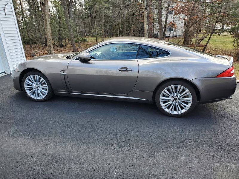 2011 Jaguar XK — a typically priced live listing
