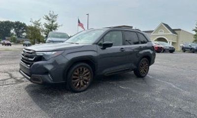 2025 Subaru Forester Sport