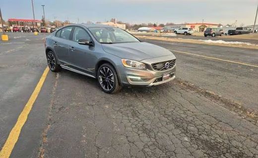2016 Volvo S60 Cross Country Platinum
