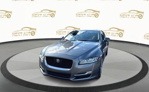 2019 Jaguar XJ