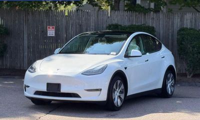 2021 Tesla Model Y Long Range