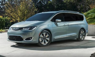2018 Chrysler Pacifica Touring Plus