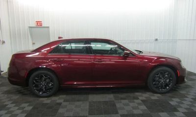 2023 Chrysler 300 Touring L
