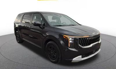 2026 Kia Carnival LX LXS