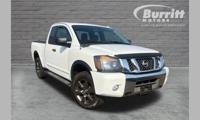 2015 Nissan Titan SV