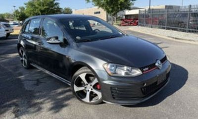 2017 Volkswagen Golf GTI S Sport SE
