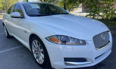 2012 Jaguar XF Base