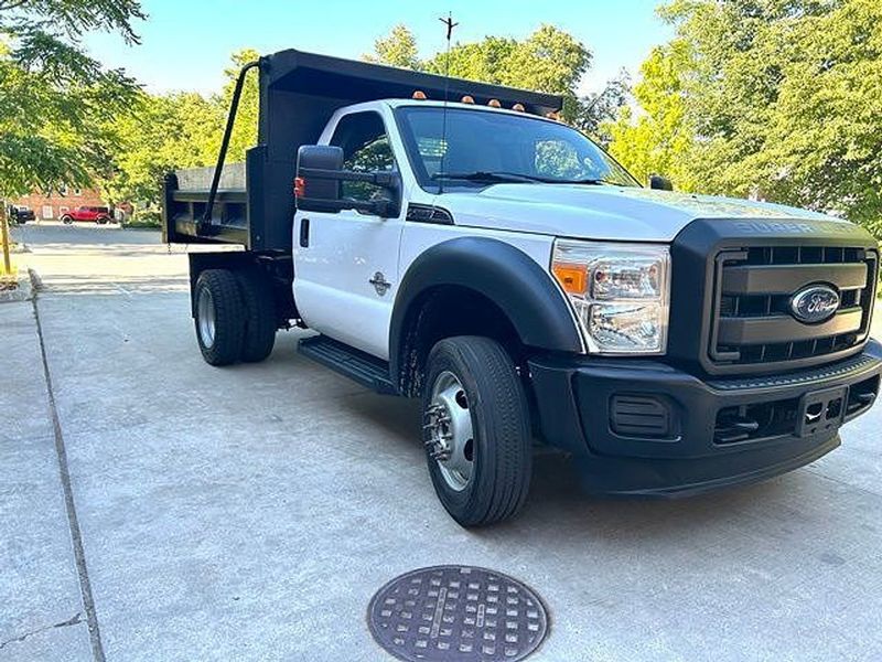 Representative 2016 Ford F-550 photo