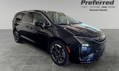 2027 Chrysler Pacifica Limited