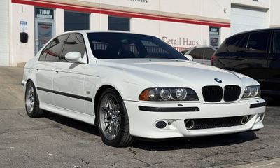2003 BMW M5 Base