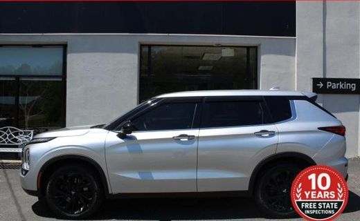 2022 Mitsubishi Outlander SE