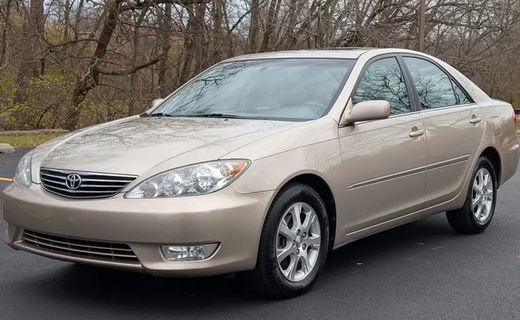 2005 Toyota Camry XLE
