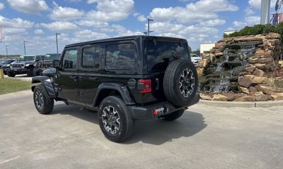 2024 Jeep Wrangler Sahara