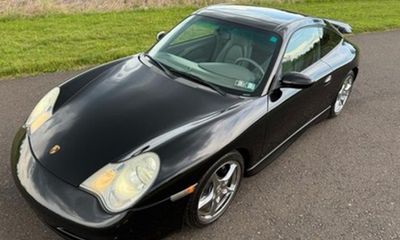 2002 Porsche 911 Carrera Targa Coupe