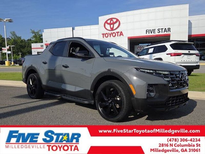 2024 Hyundai Santa Cruz — a typically priced live listing
