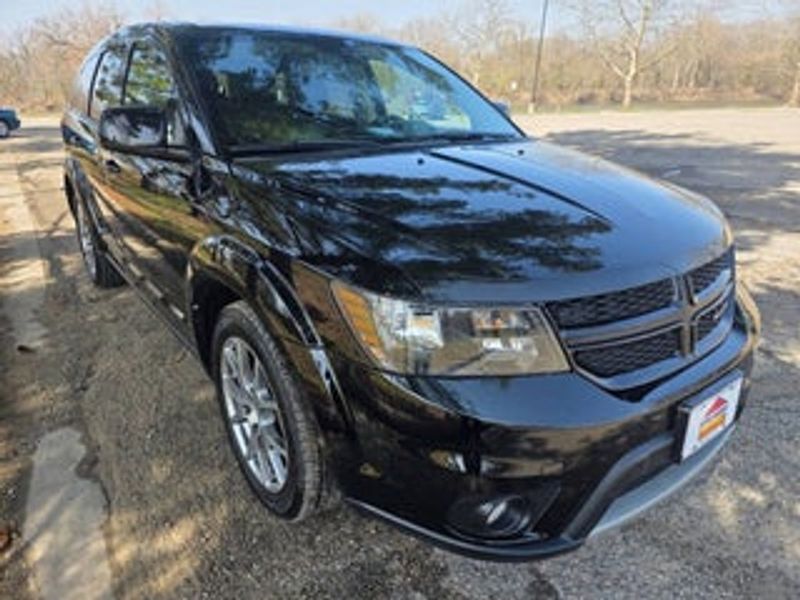2017 Dodge Journey — a typically priced live listing