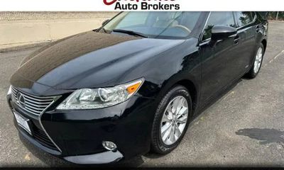 2014 Lexus ES 300H