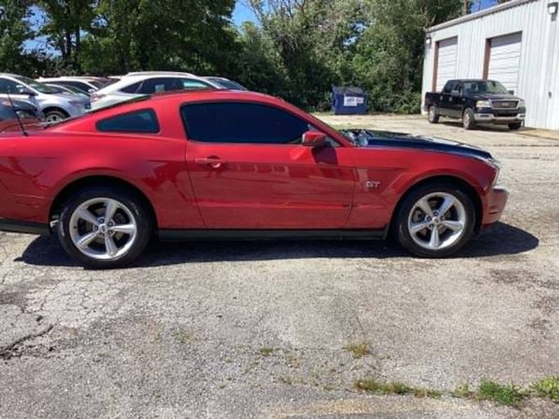 2010 Ford Mustang — a typically priced live listing