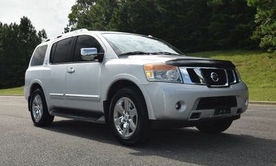 2013 Nissan Armada SV