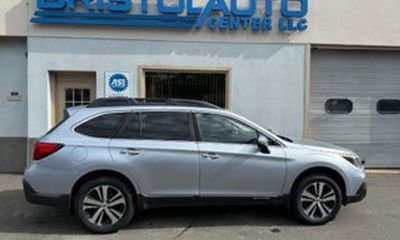 2019 Subaru Outback Limited ES