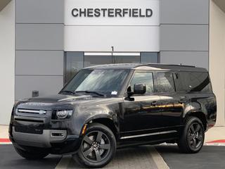 2023 Land Rover Defender 130 SE